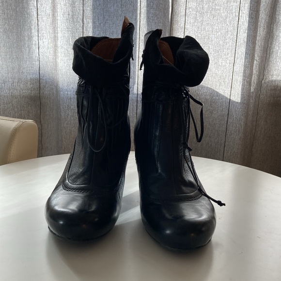 Earthie boots. Size 9.5 leather - Picture 5 of 5